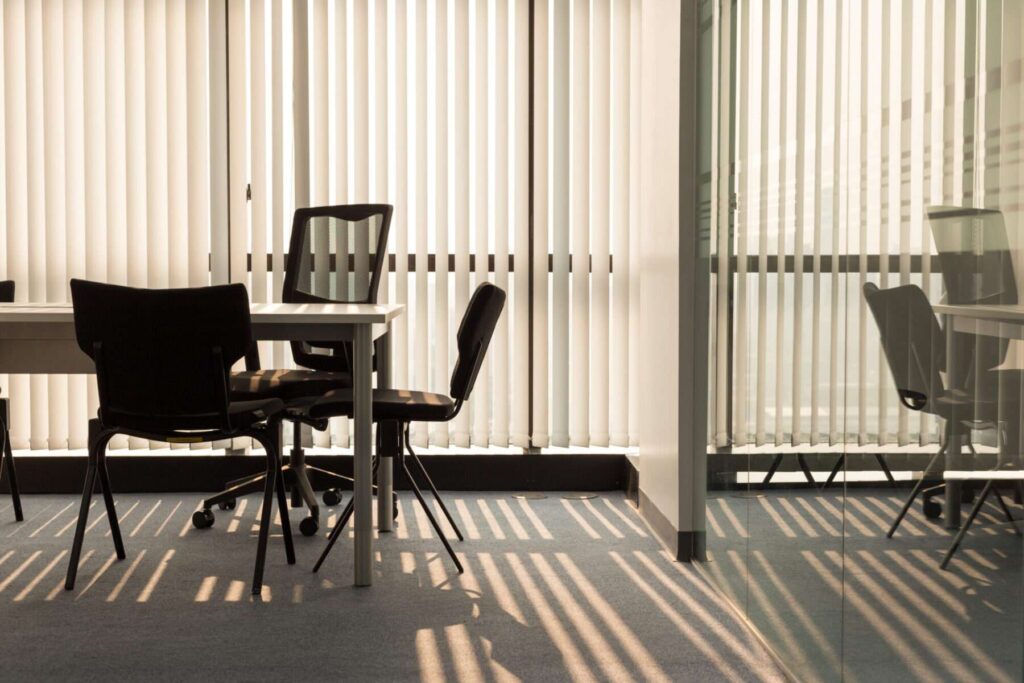 Different Types of Curtains for Offices in Dubai: A Complete Guide 6 Venetian Blinds