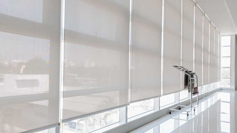 roller blinds for your dubai office