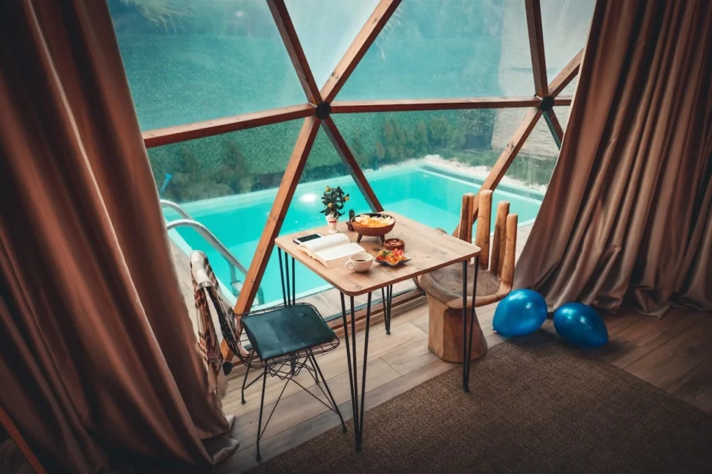 How To Choose Right Curtains for Your Luxury Home in Dubai 1 Shape and Size of Windows That Need Drapes